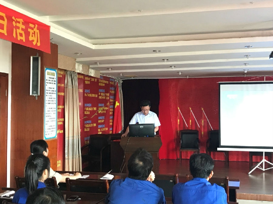 穿越世紀(jì)風(fēng)云，緬懷輝煌偉業(yè)